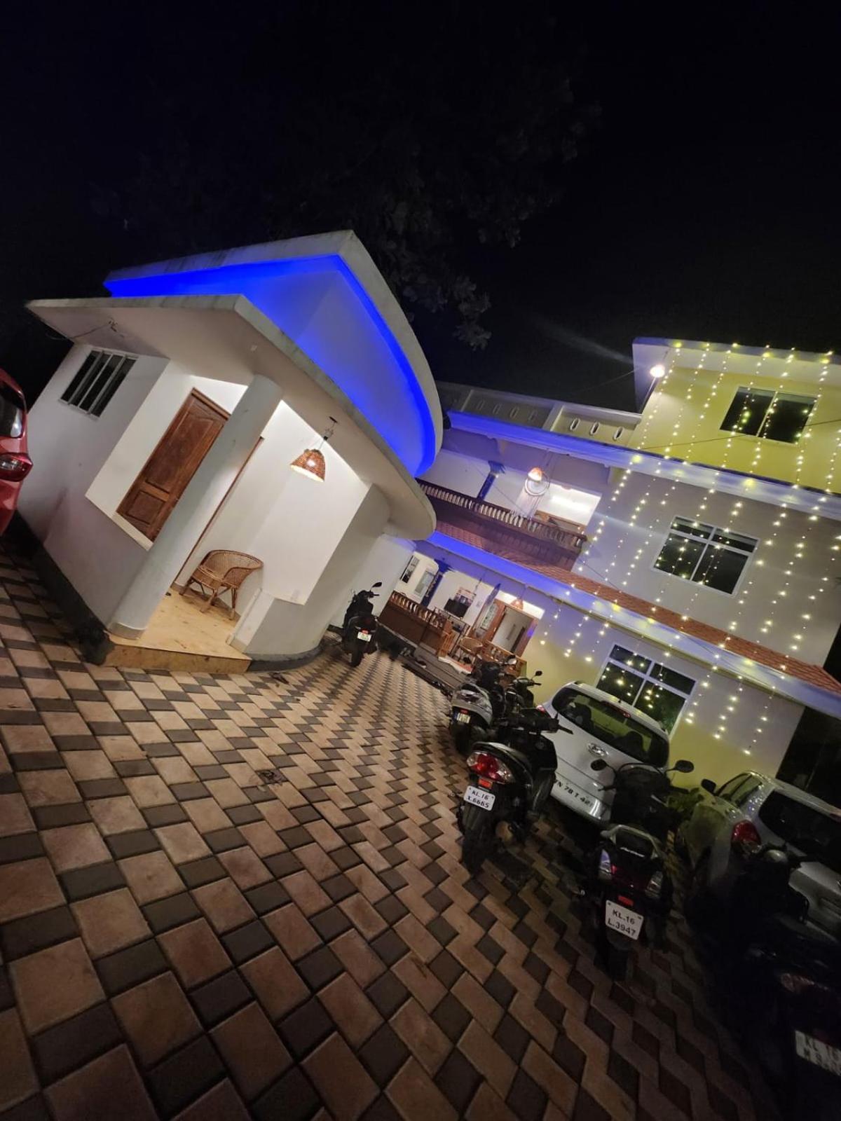 Le Coco Beach Resort Varkala Exterior photo