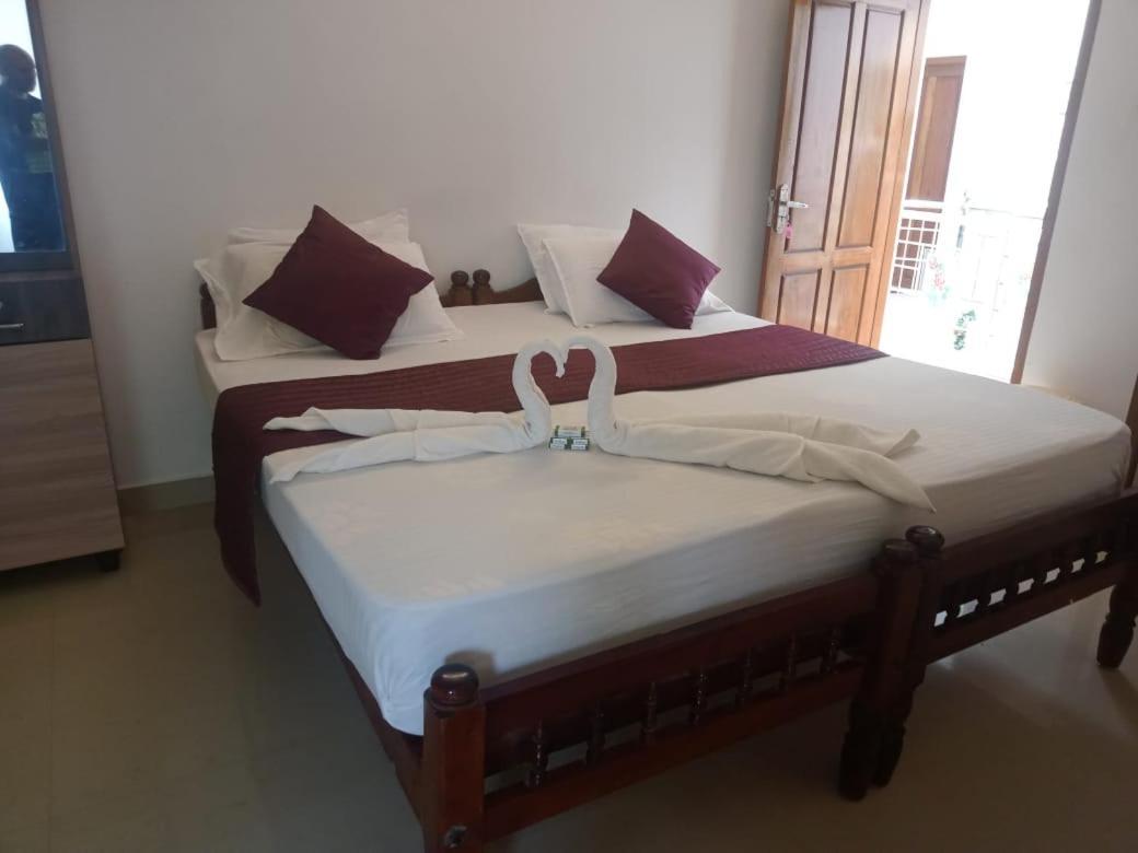 Le Coco Beach Resort Varkala Exterior photo